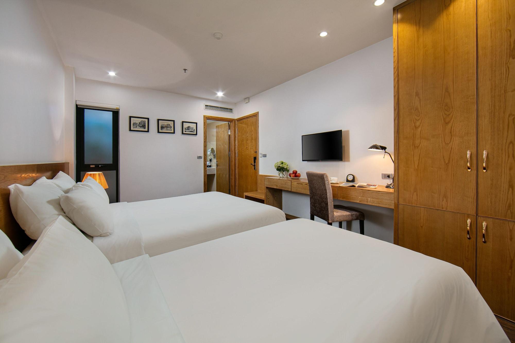 Paon & 4* Hanoi