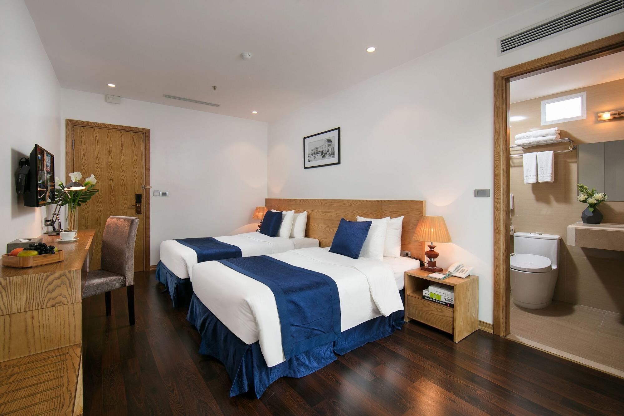 Hotel Paon & 4*