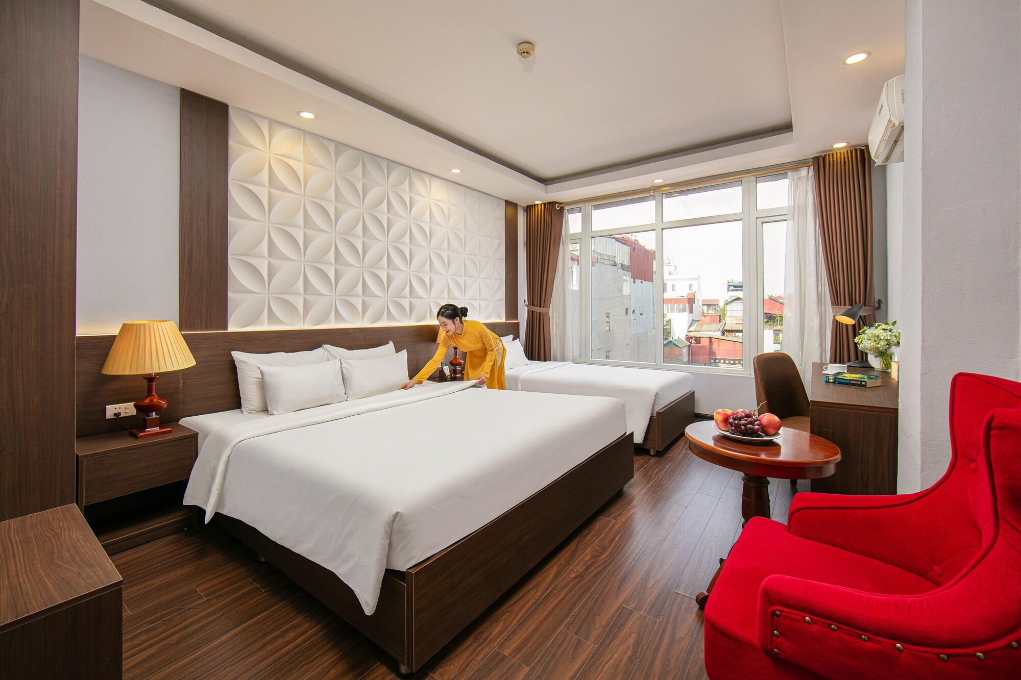 Diamond King & Travel Hotel 3*