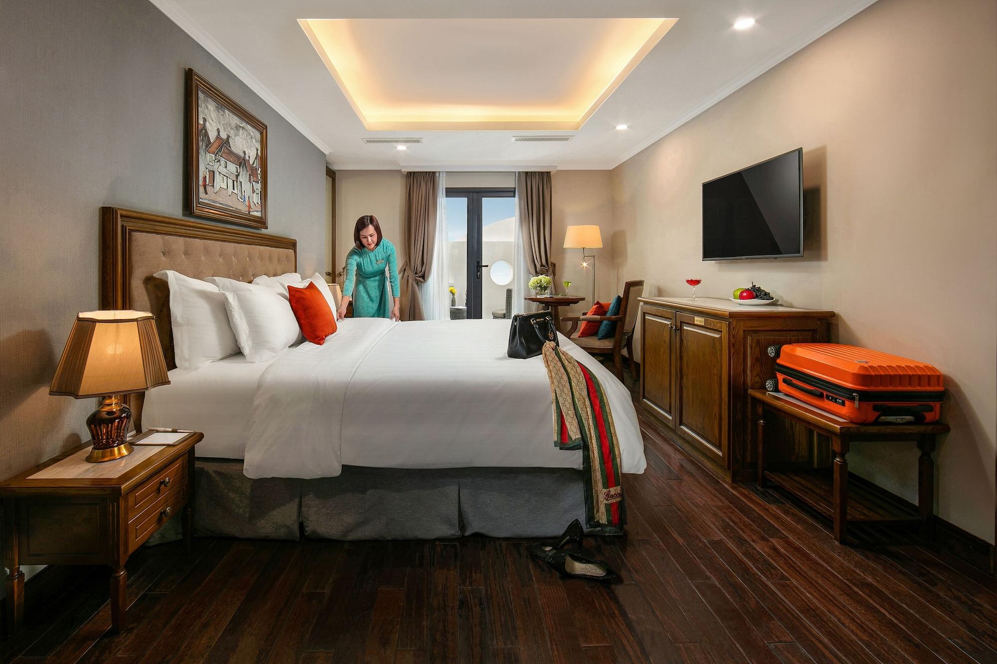 Dalvostro Valentino & Hotel 4*