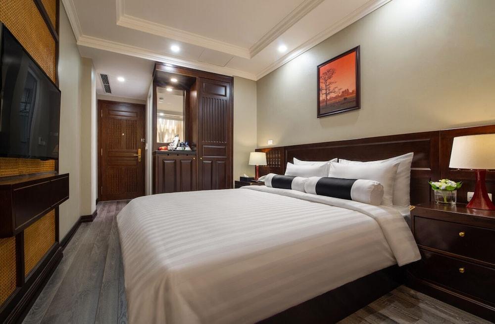 Lotusama Hotel 4*
