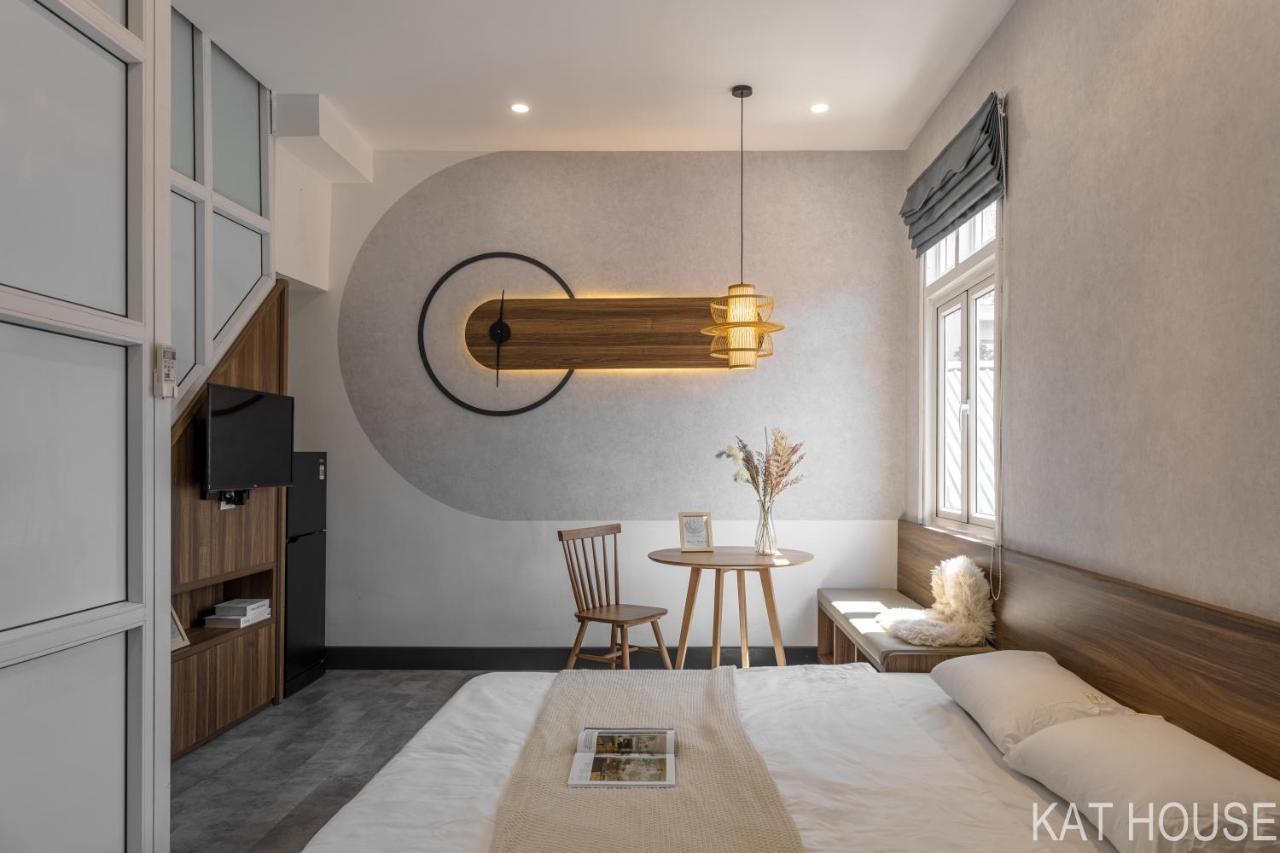 3 Bedrooms With Lots Of Natural Light, Old Quarter Apartment Hanoi