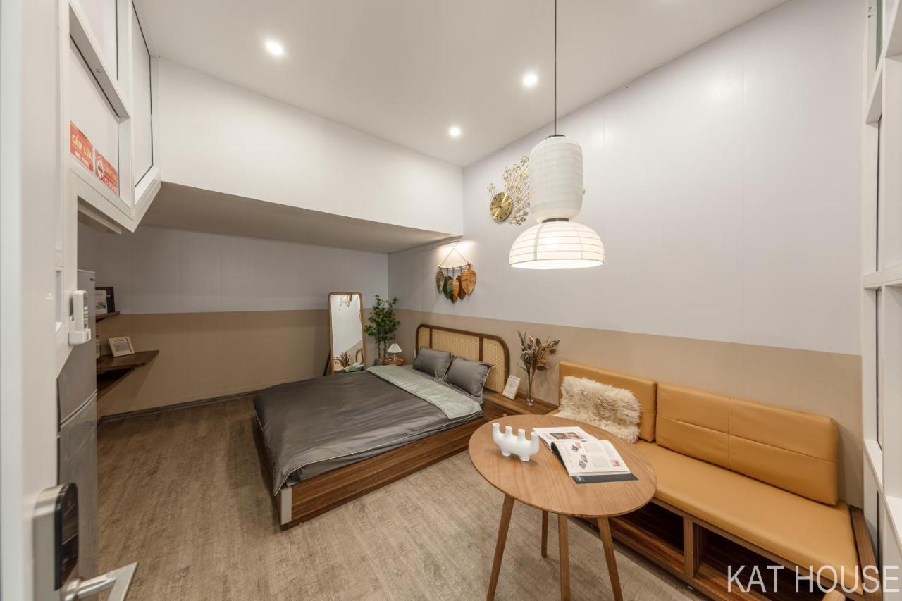 Apartment 3 Bedrooms With Lots Of Natural Light, Old Quarter Hanoi