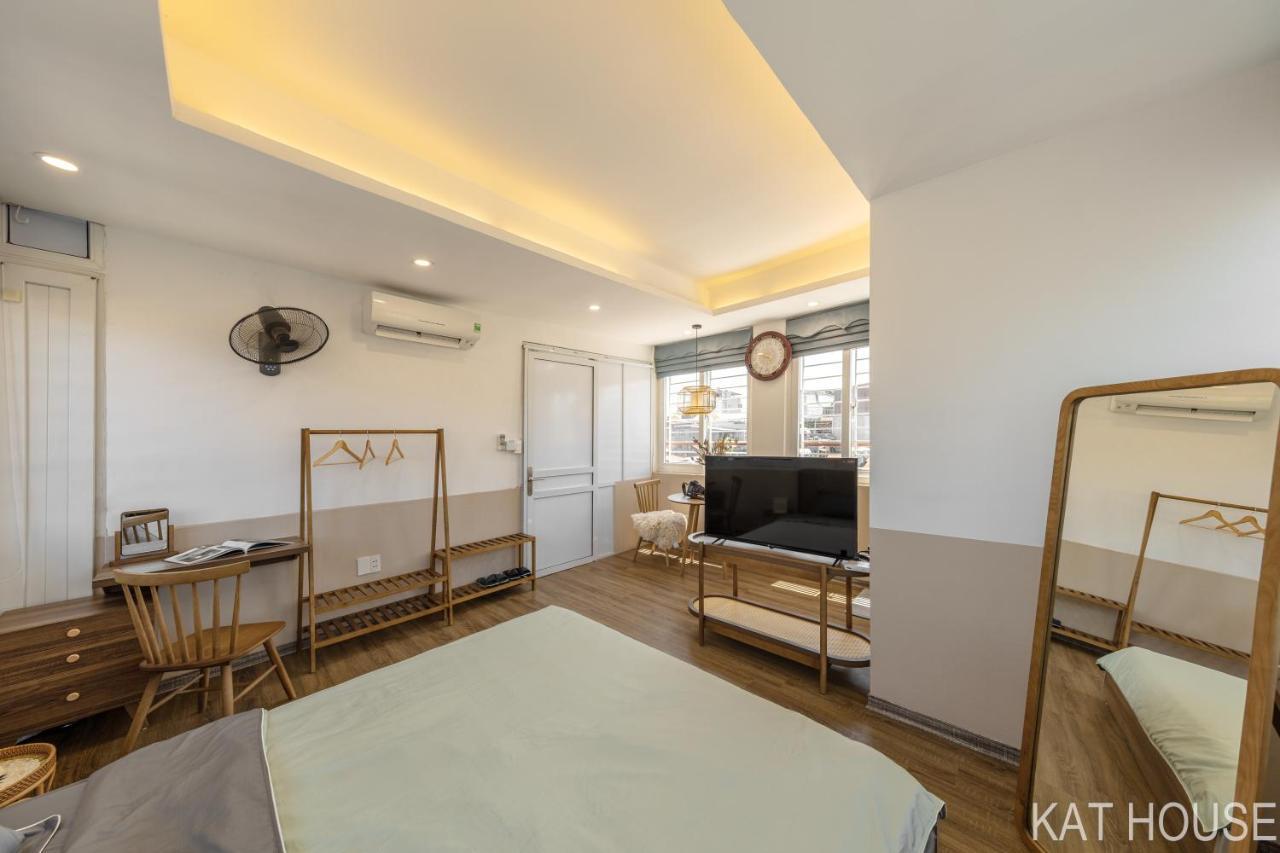 3 Bedrooms With Lots Of Natural Light, Old Quarter Hanoi