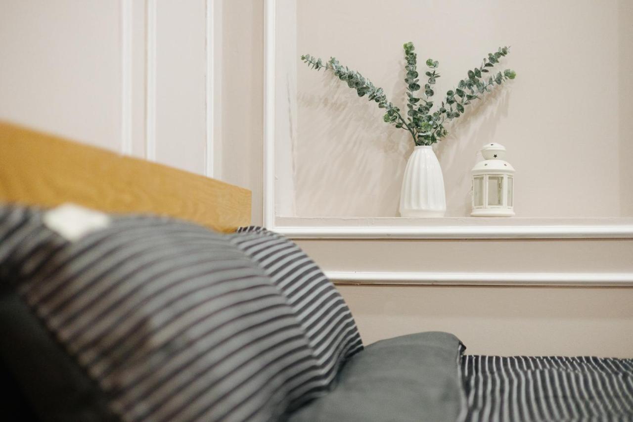 Private Apartment-2bdrs-6pax-old Quarter * Hanoi