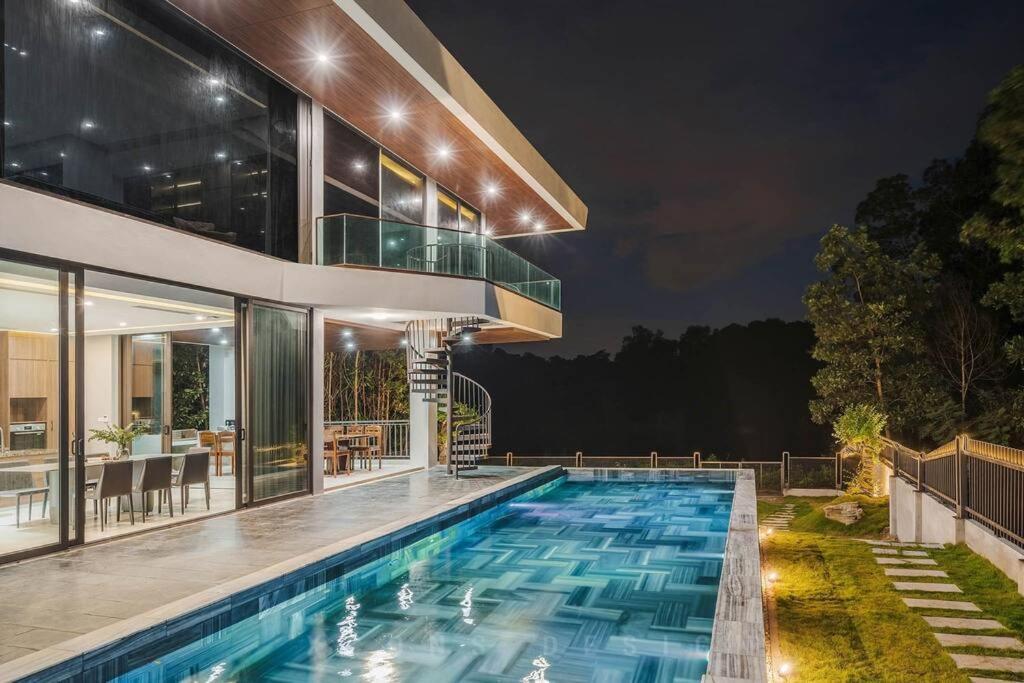Villa Lala Ba Vi 1.000m² - View Ho, Be Boi Rieng Hanoi