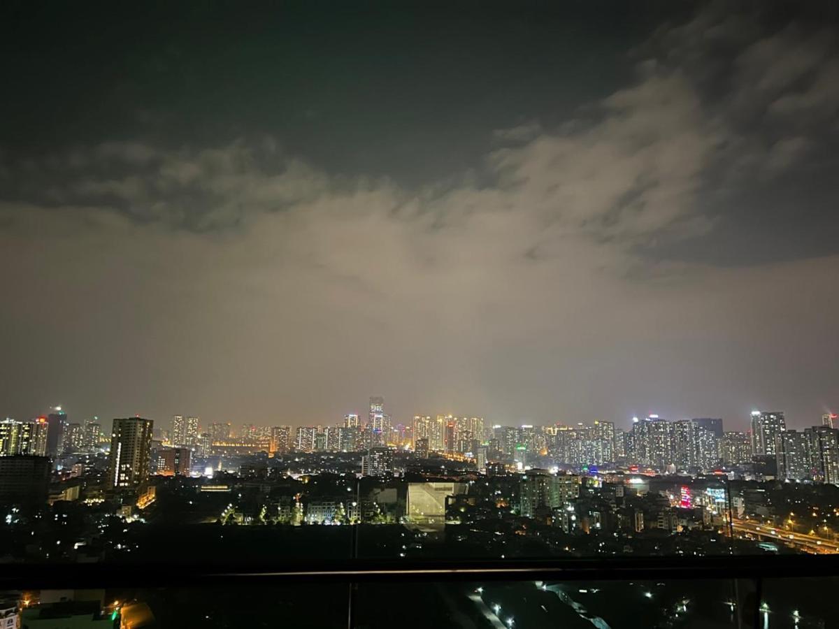 Night Star Penhouse Duplex * Hanoi