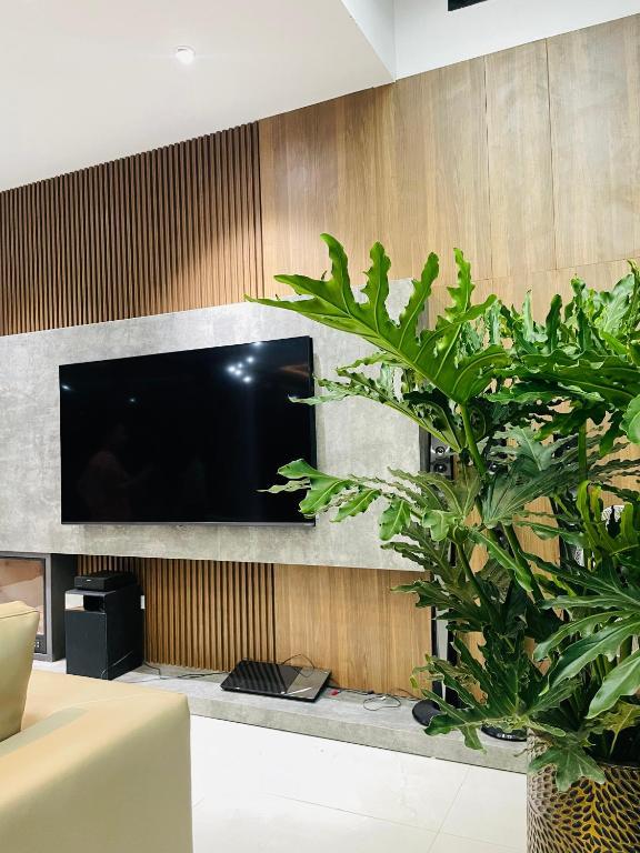 Lala Ba Vi 1.000m² - View Ho, Be Boi Rieng Villa *
