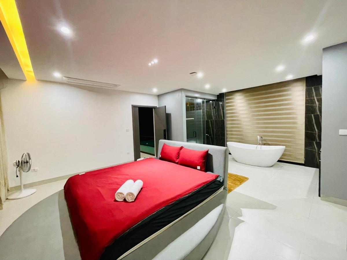 Villa Lala Ba Vi 1.000m² - View Ho, Be Boi Rieng