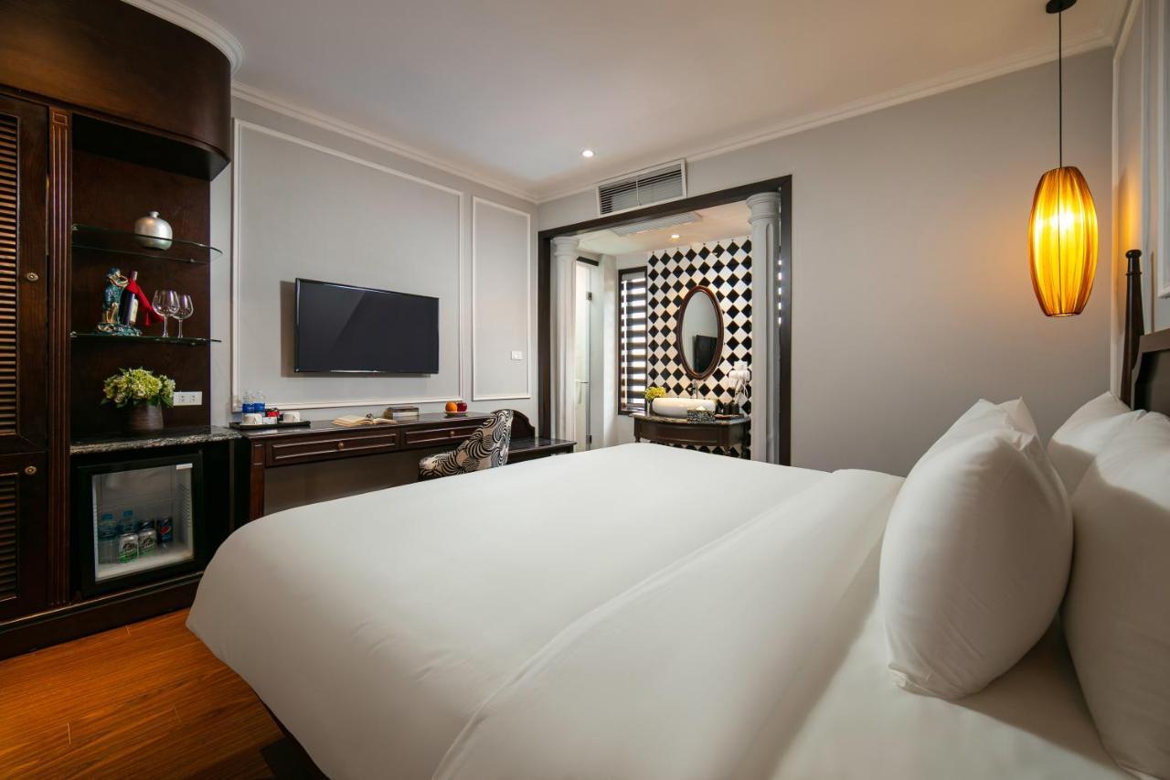 Salute Premium Hotel & Spa 4* Hanoi