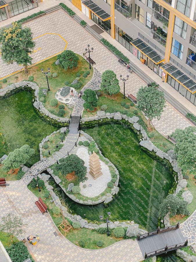 Grey -r103 Vinhomes Ocean Park-gia Lam-ha Noi Hanoi