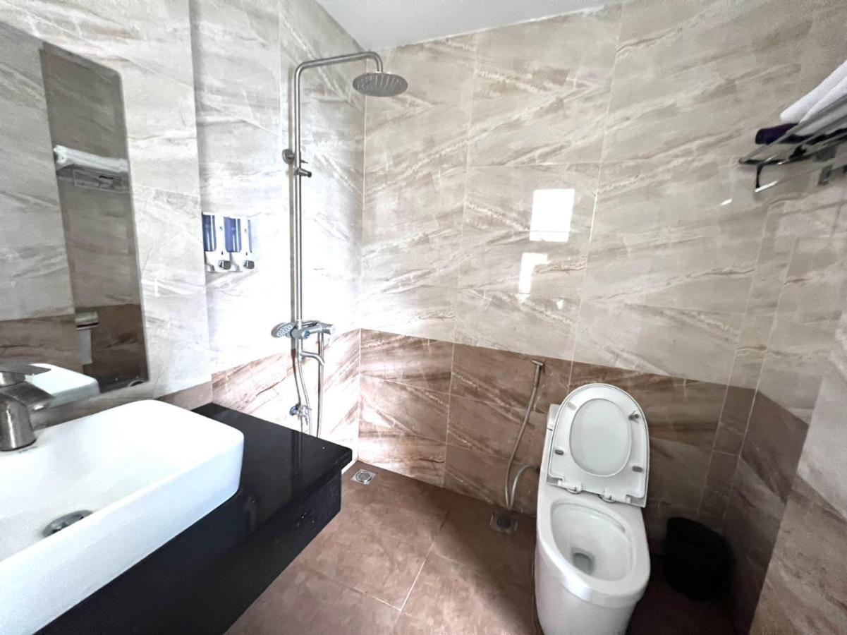 Khách sạn Khach Sạn Nam &hoanganh 3*