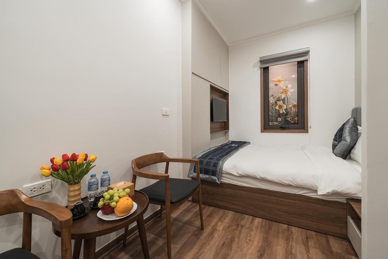 Aparthotel Narcissus 2 & *