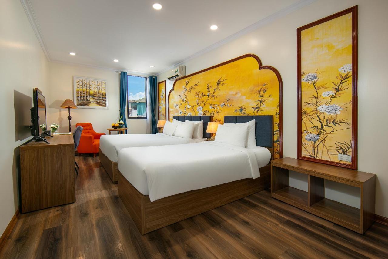 The Sono Hotel 3*