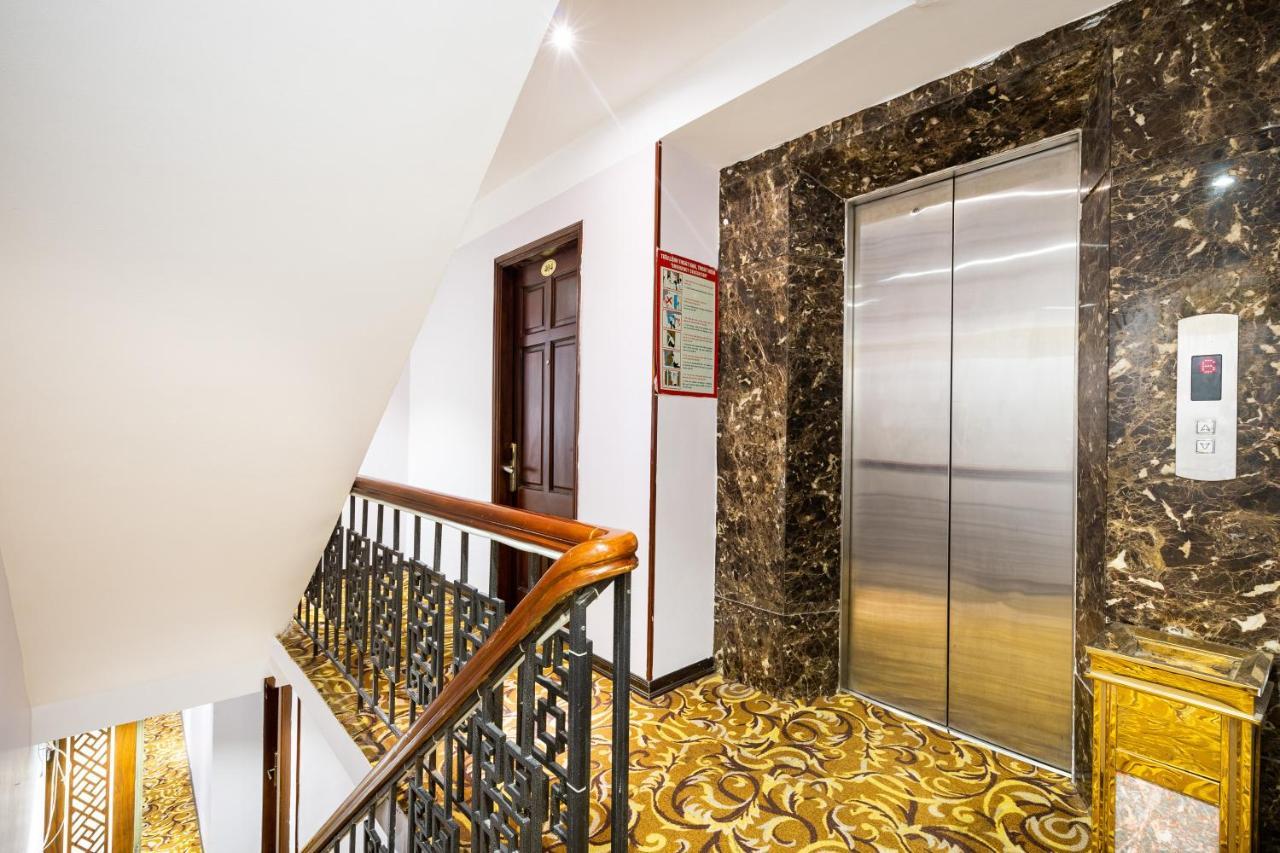 Of Memory Premier Hotel 3*