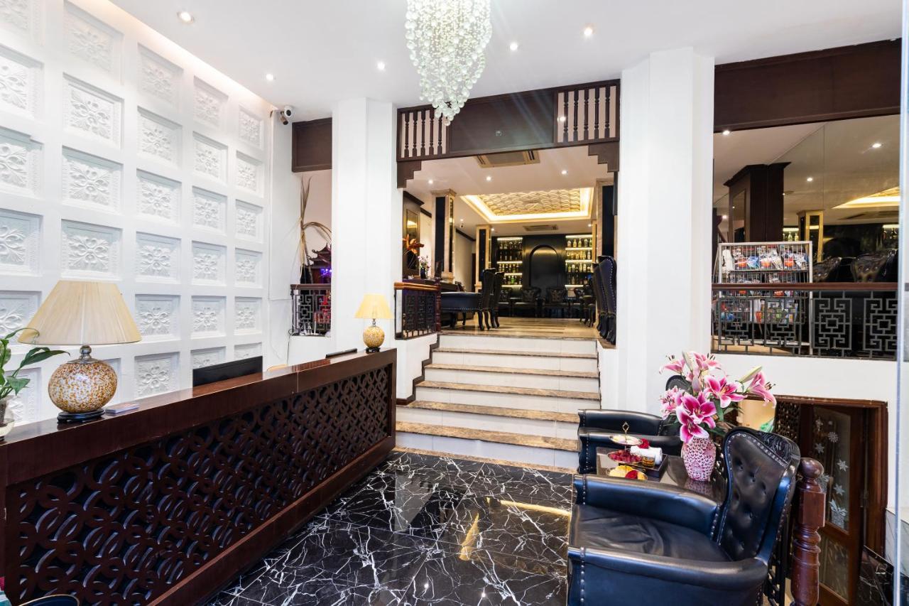Of Memory Premier Hotel 3*