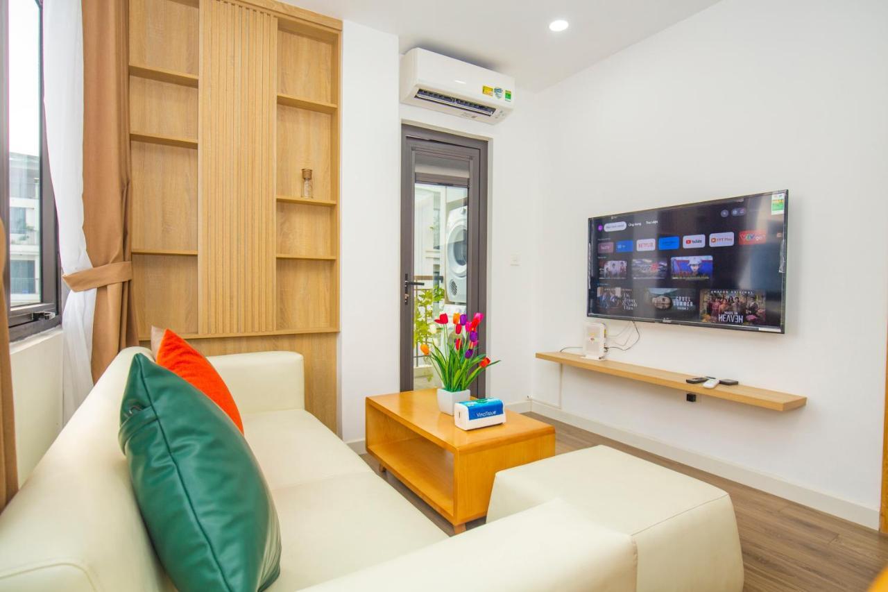 Sumitomo13 - At 81 Linh Lang Street