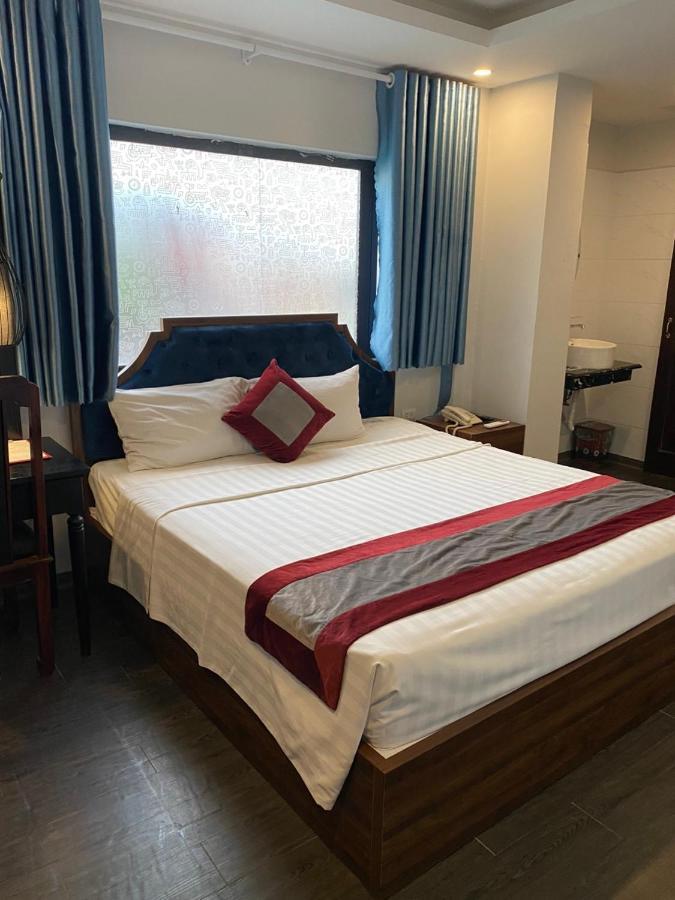 La Renta Premier & Hotel