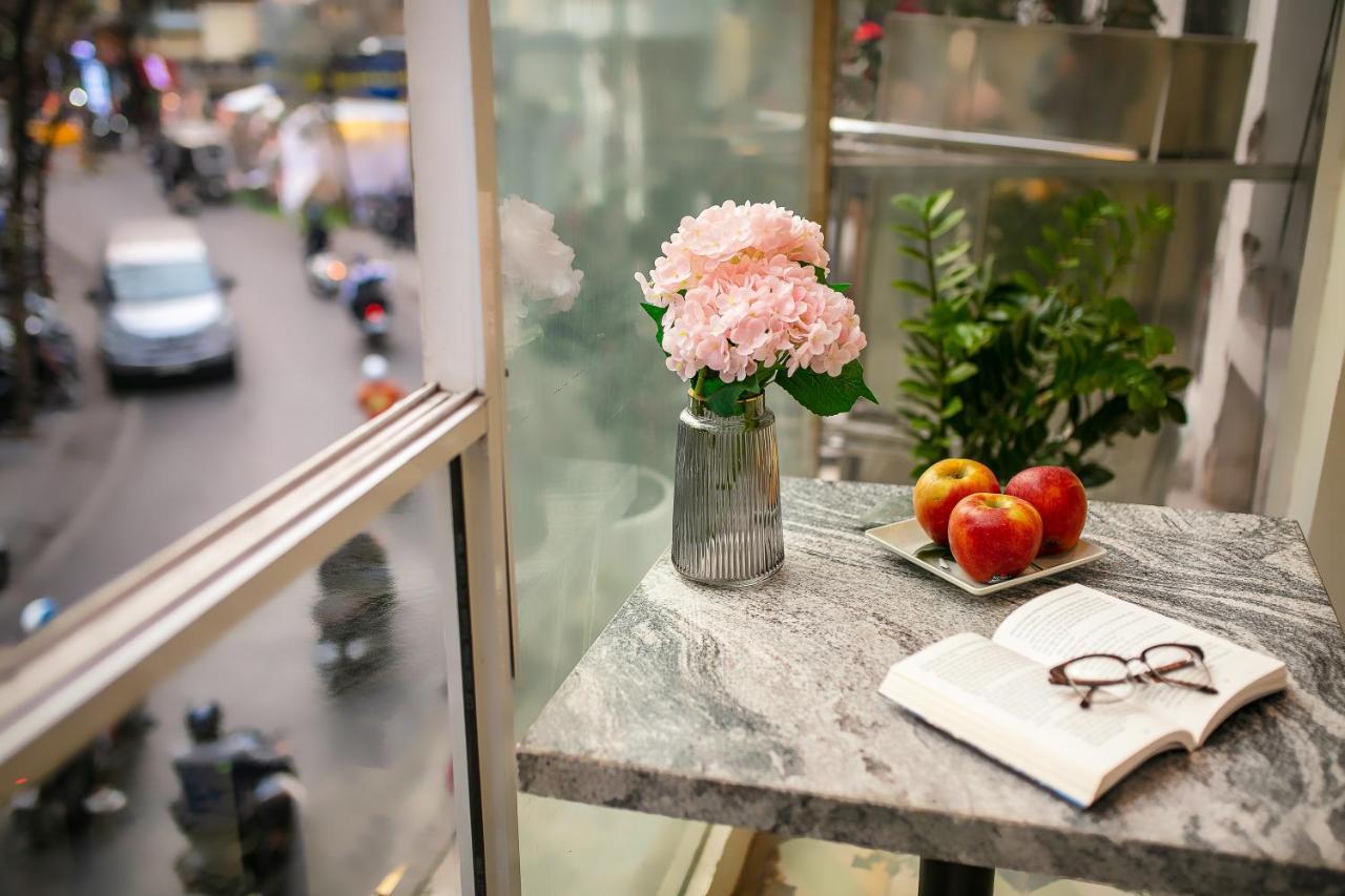 Queen Cafe & Pub Hotel 3*
