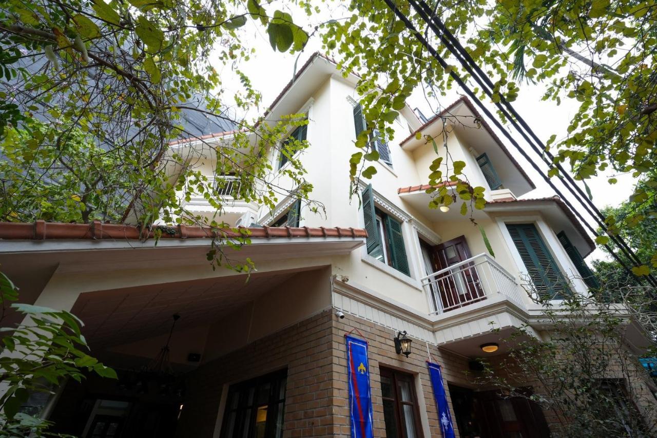 Musketeers Hanoi