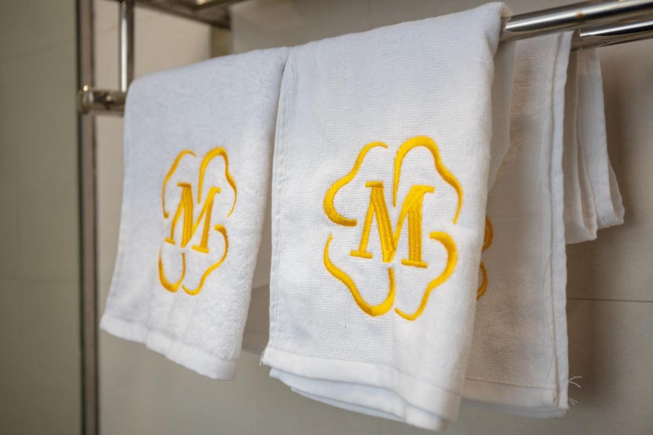 Hotel Madelise Palace & Travel