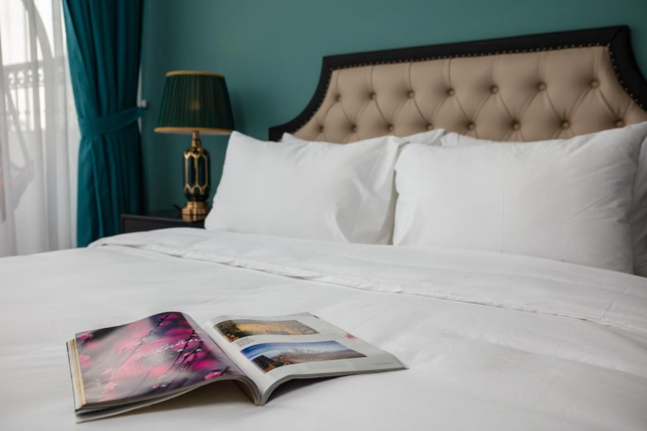 Hotel Madelise Palace & Travel