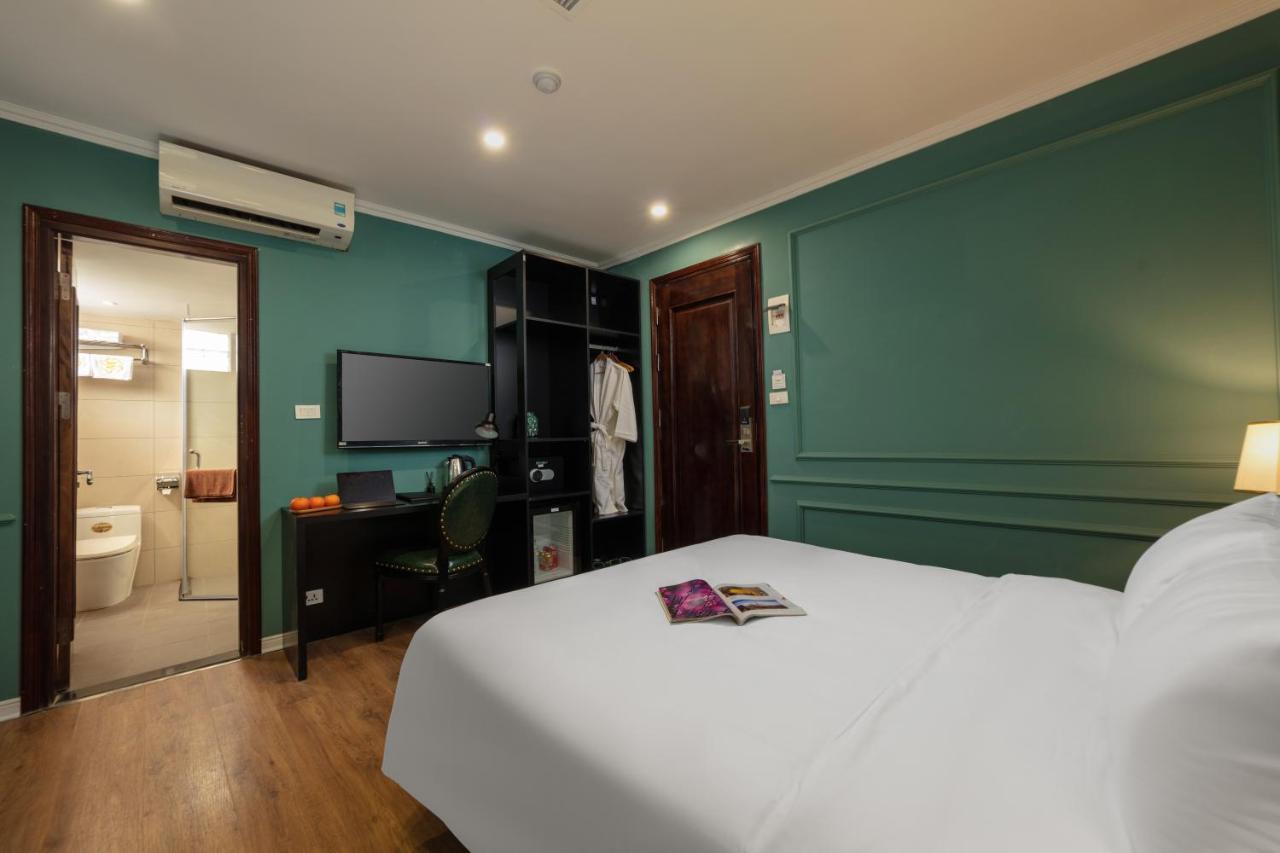 Hotel Madelise Palace & Travel 4*