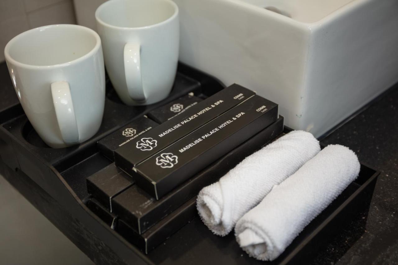 Madelise Palace & Travel Hotel 4*
