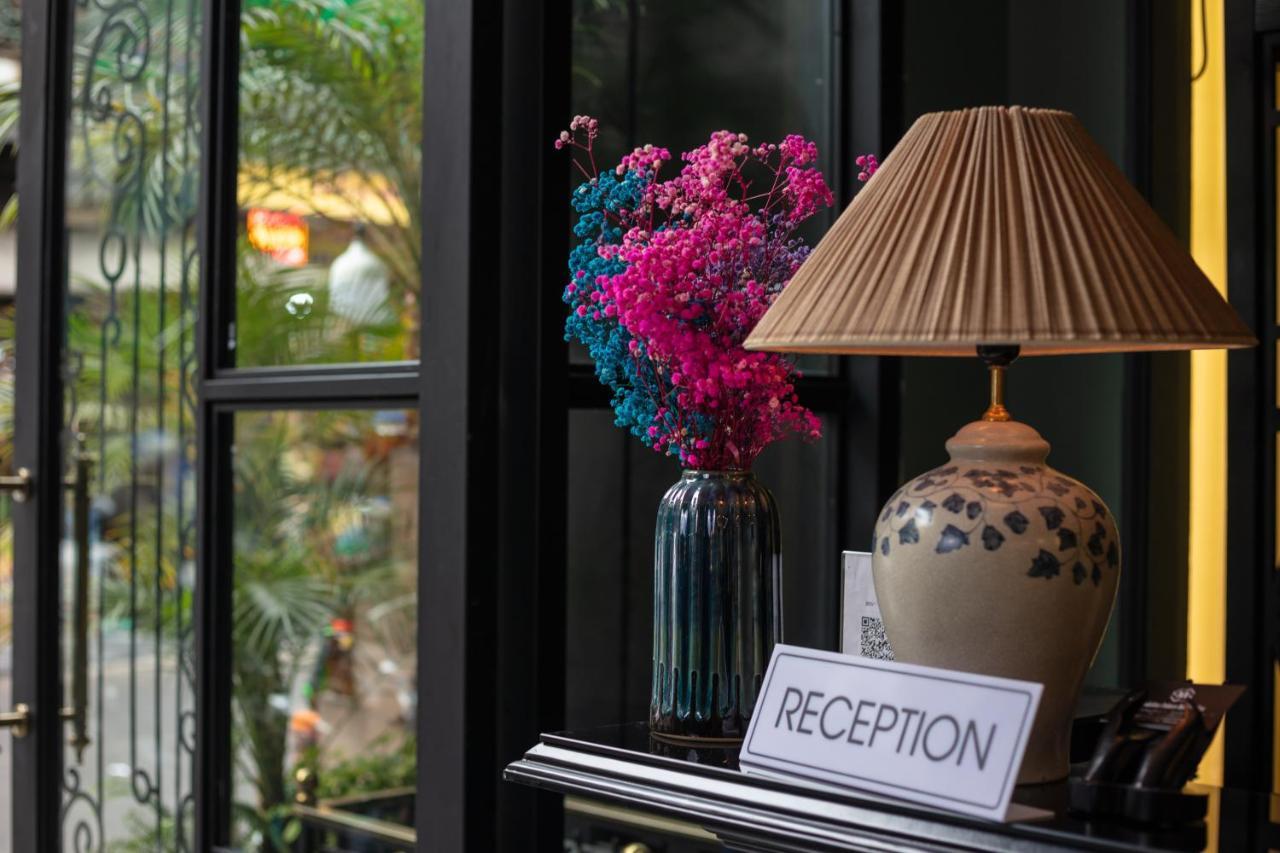 Madelise Palace & Travel Hotel Hanoi