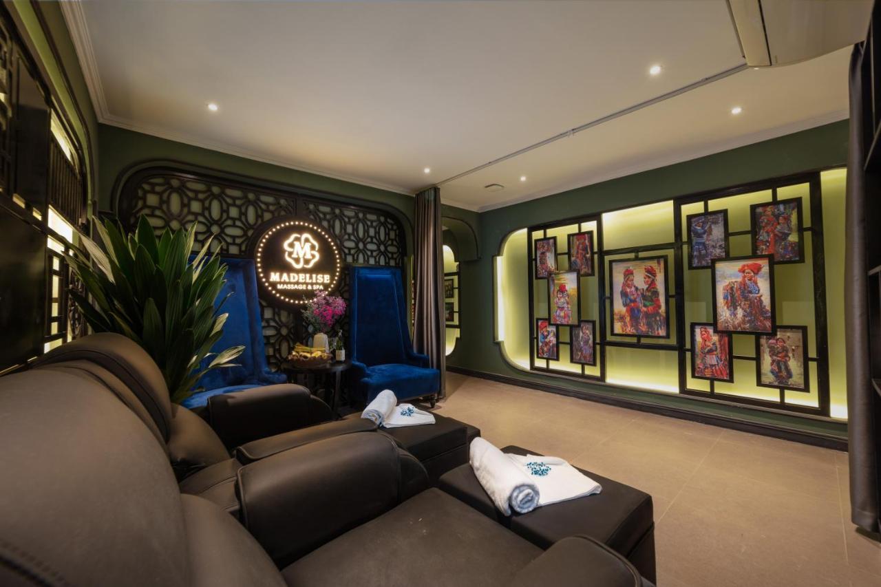 Madelise Palace & Travel Hotel