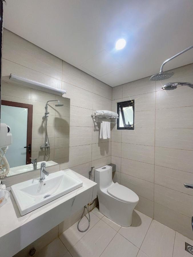 Hotel Rosy Trung Yen *