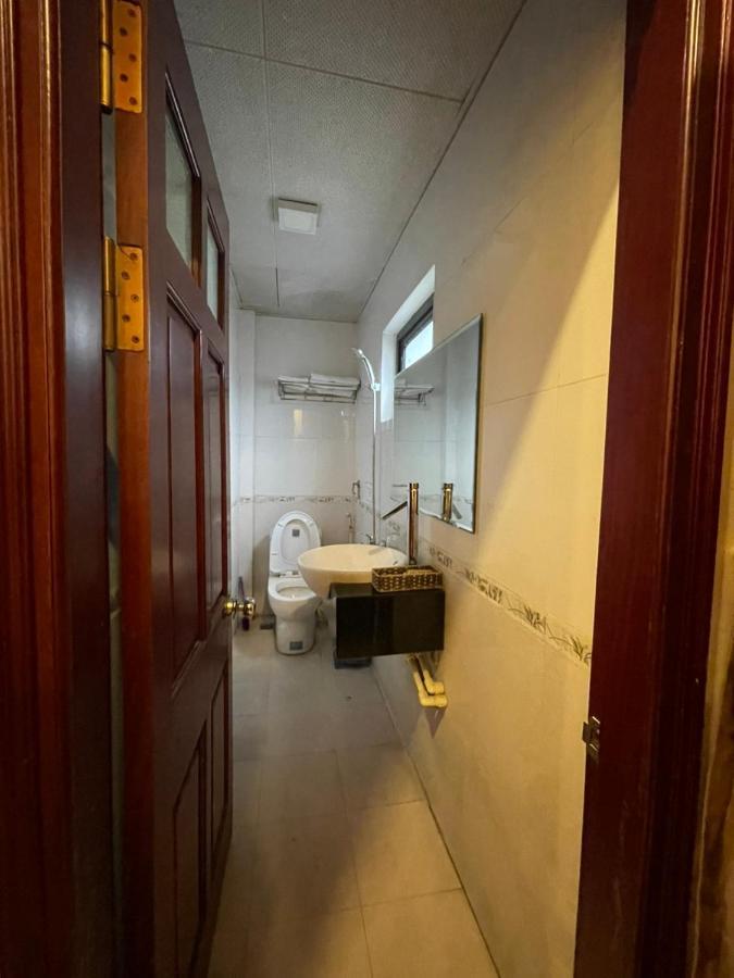Phuc Quy -149b Le Duan Hn - By Bay Luxury 2* Hanoi