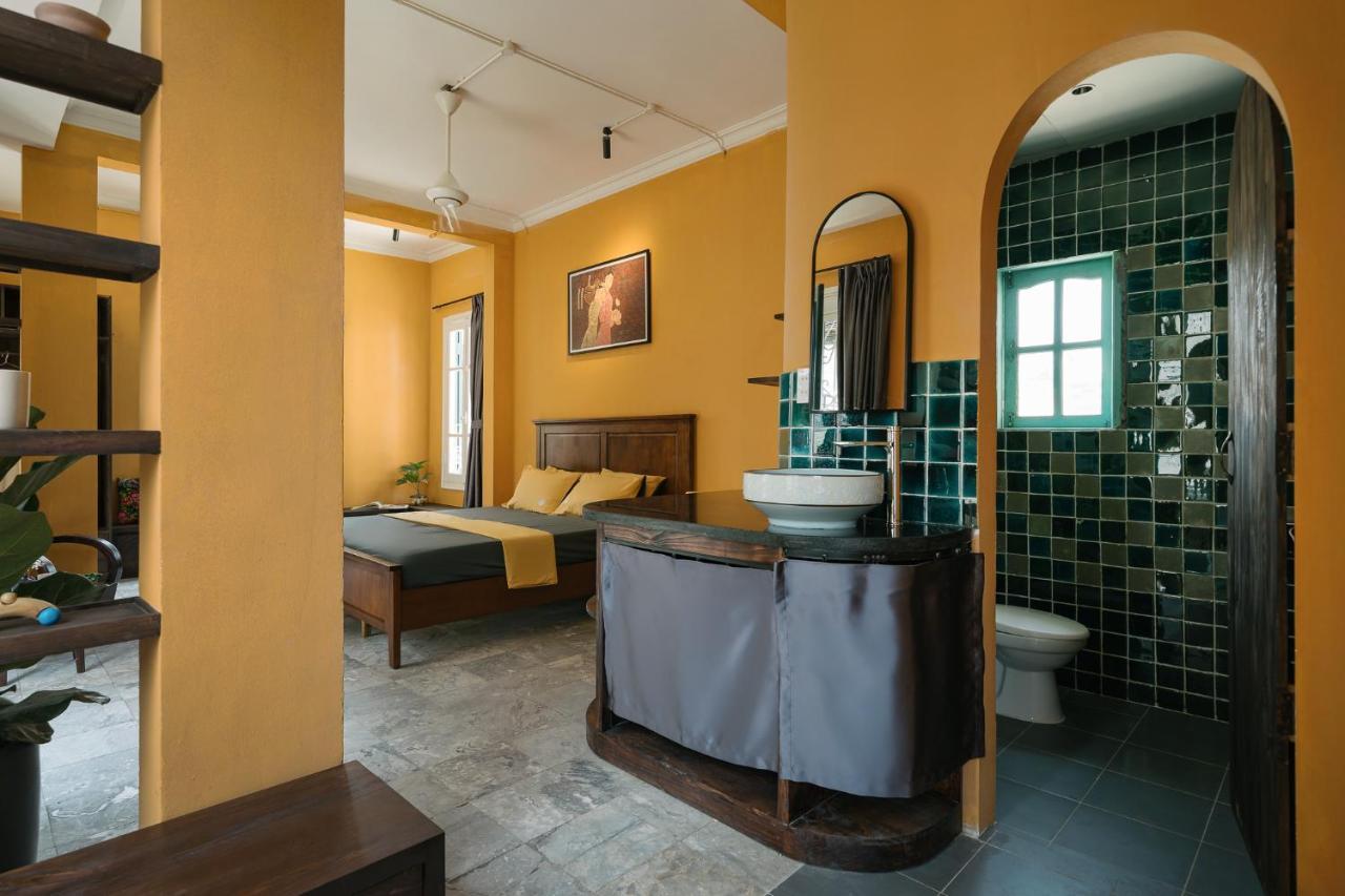 Annam - Near By Opera House Hanoi