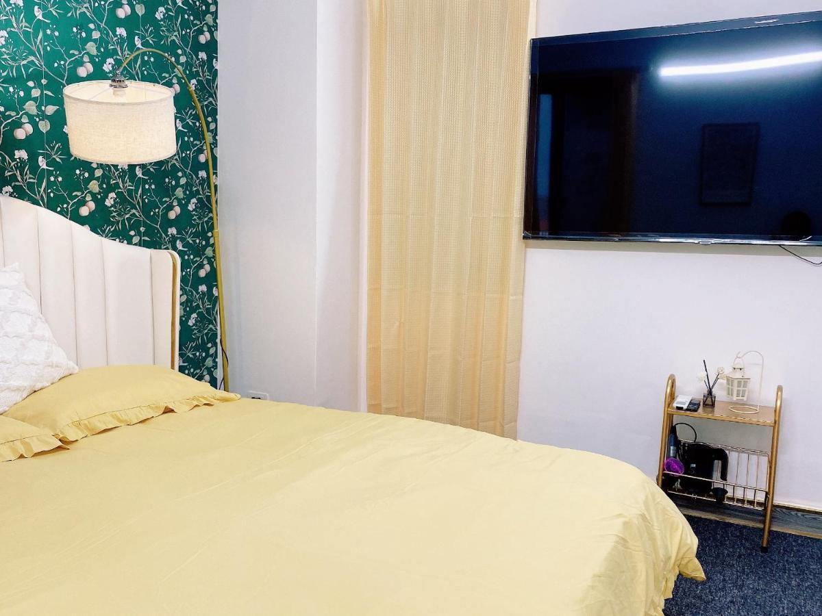 Apartment The Grand Diamond C - Modern Near Tuoi Tre Park Hanoi