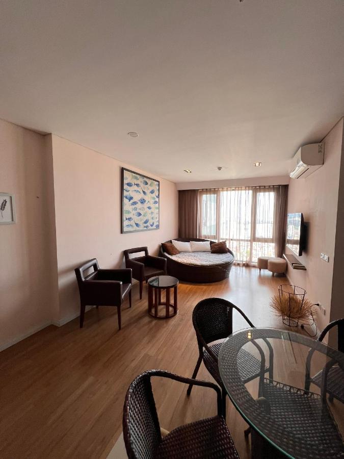 3415b Mipec Riverside View