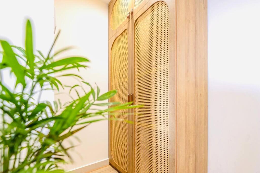 Shin's Corner-1 Bed 40m2 At Vinhomes Ocean Park Apartment