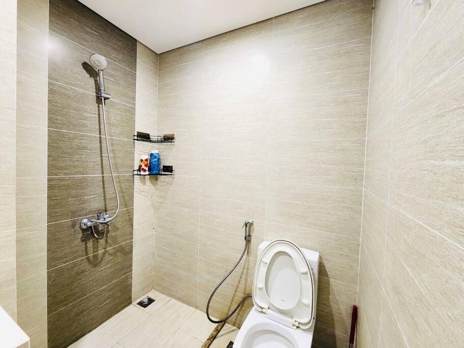 Shin's Corner-1 Bed 40m2 At Vinhomes Ocean Park *