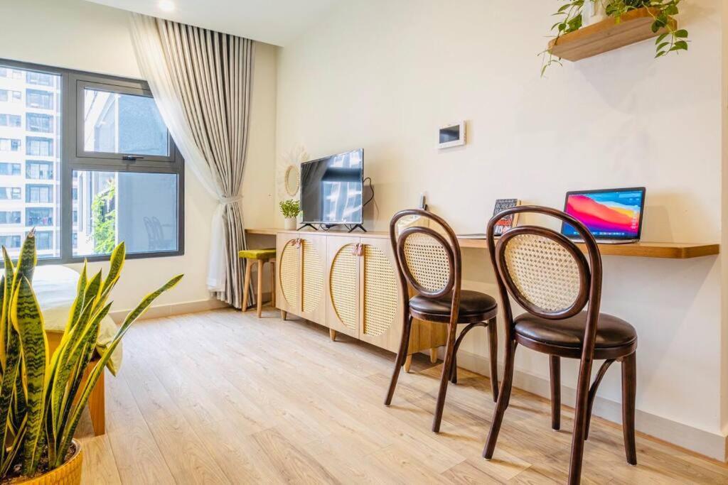 Shin's Corner-1 Bed 40m2 At Vinhomes Ocean Park Apartment *