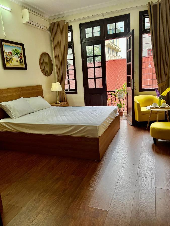 Ngoi Nha Dep Va Tien Nghi 4 Phong Ngu Tai Trung Tam Ha Noi Guest house
