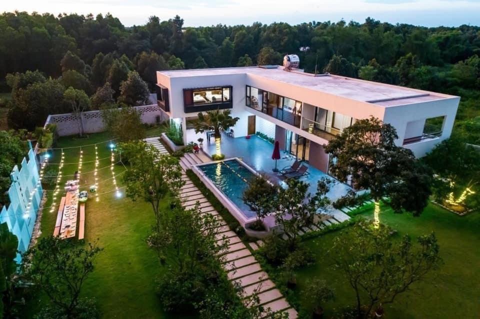Villa Gem Son Tay *