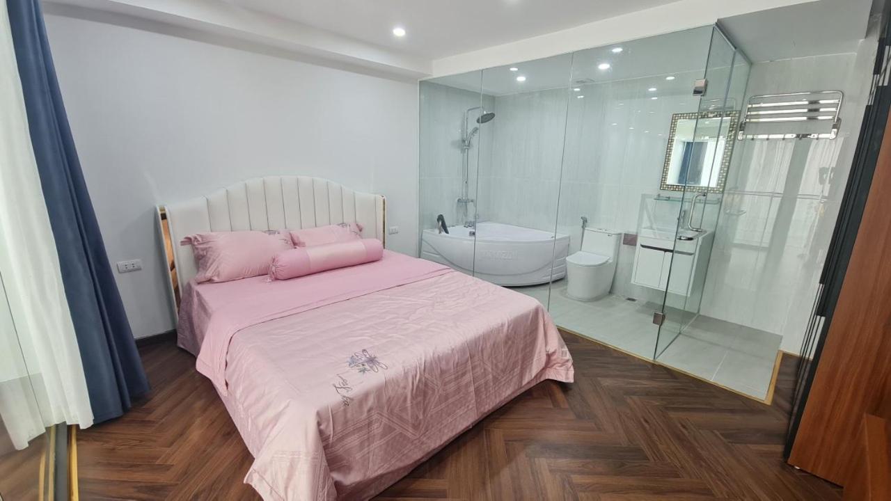 Flowergod Penthouse Apartment Hanoi