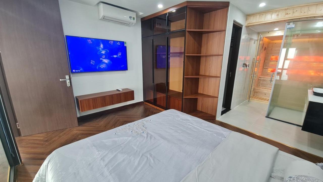 Flowergod Penthouse * Hanoi