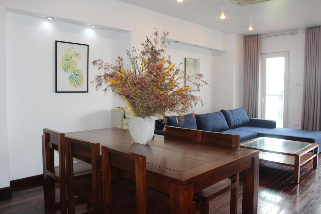 Davidduc's 8f 23 Tay Ho Hanoi