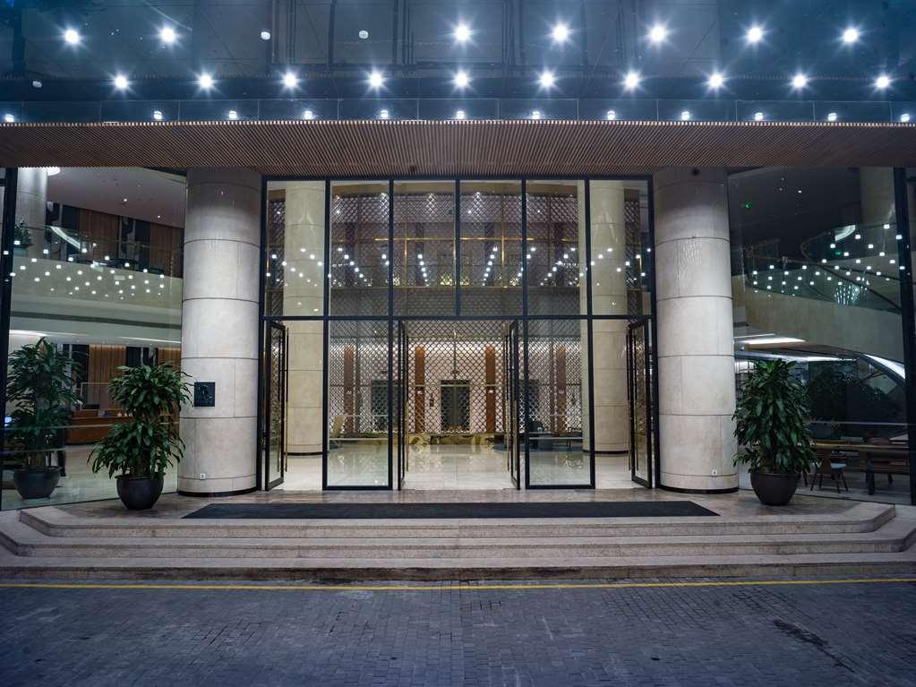 Sheraton West Hotel