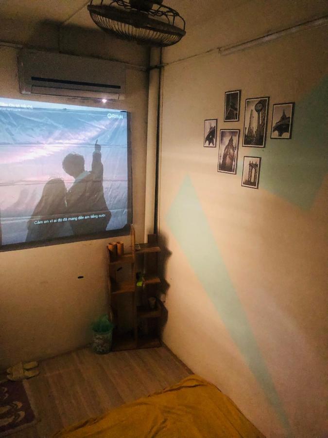 Old Quarter- Projector - Cheap * Hà Nội