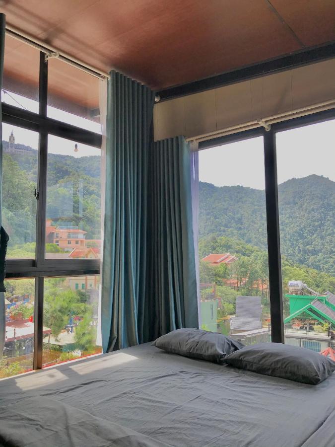 Bach Xanh House Venuestay Homestay *