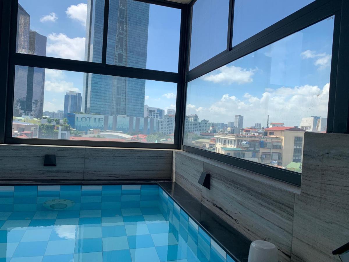 Hotel Yah & 3*
