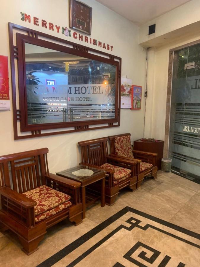 Cua Nam Ho Guom Hanoi
