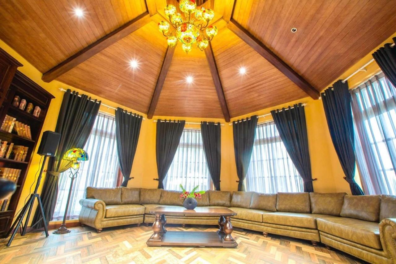 Hotel Ba De Hanoi