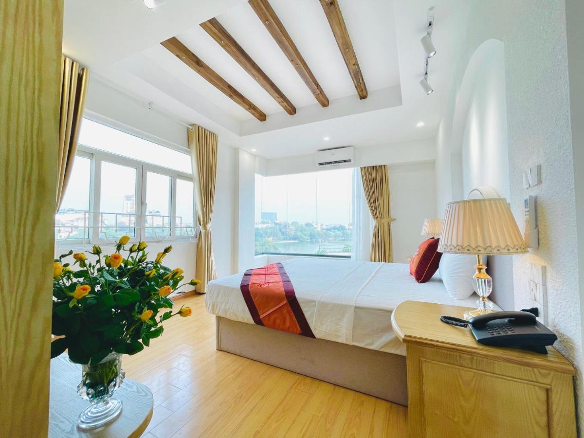 La Mandarina & Travel At 13 Hang Hanh Street * Hanoi